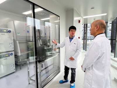 深圳澤醫(yī)細(xì)胞治療集團(tuán)迎市科協(xié)海智工作考察，共探細(xì)胞技術(shù)研發(fā)與應(yīng)用新篇章